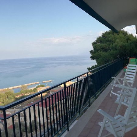 Casa Vacanze La Petrusella Трабия Экстерьер фото